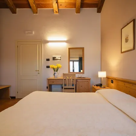 Mulino Delle Tolle Farm stay *